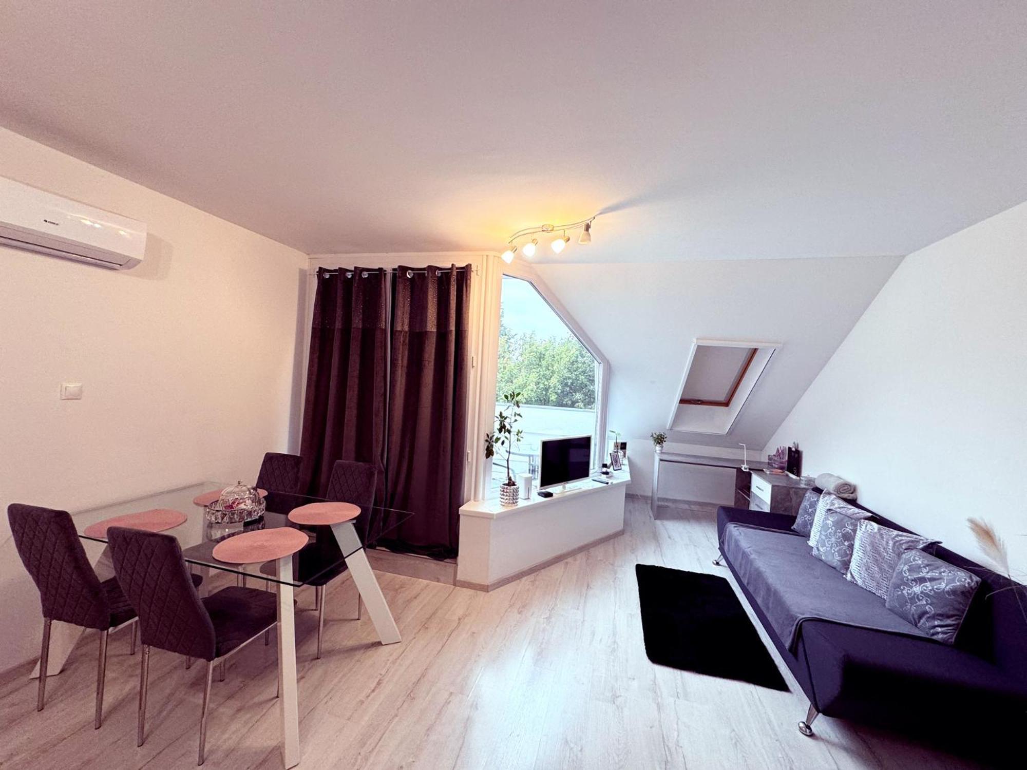 Exclusive Family Apartman Apartment Pecs Exterior photo